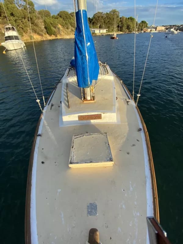 Sailing life 1/h28e.jpg photo