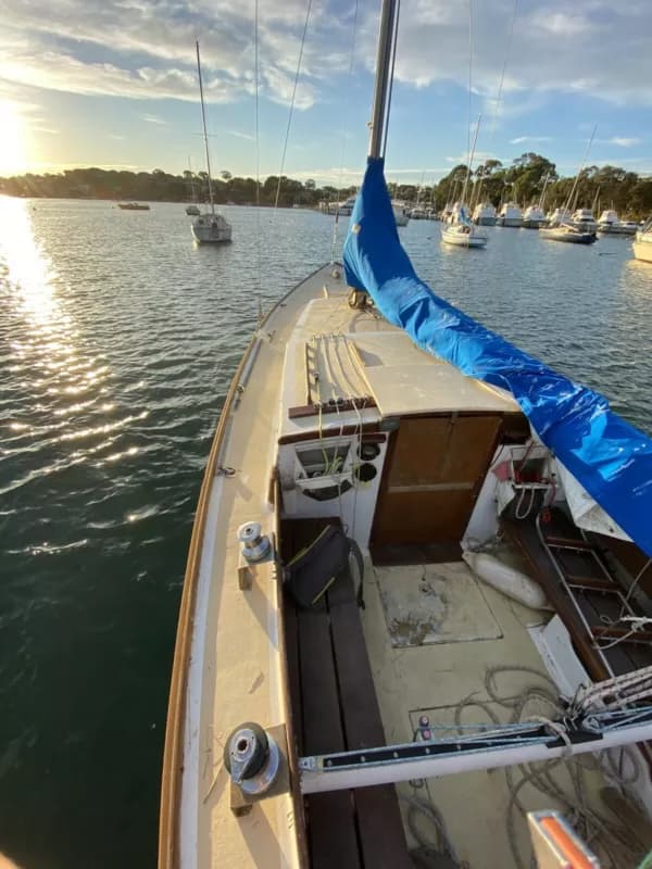 Sailing life 1/h28f.jpg photo