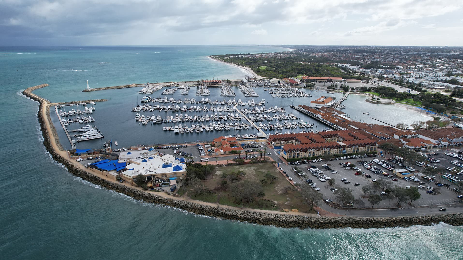Hillarys Boat Harbour photo
